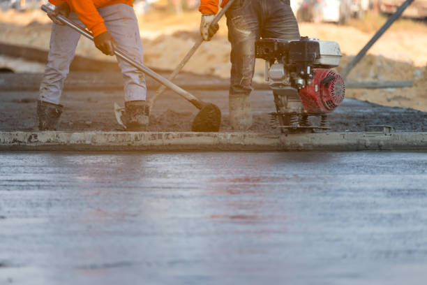 Best Concrete Installation Cost  in Ford City, CA